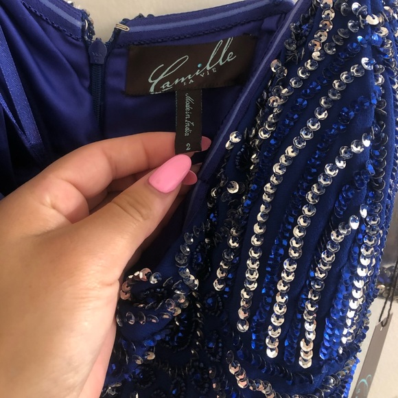 Formal dress - Picture 2 of 5